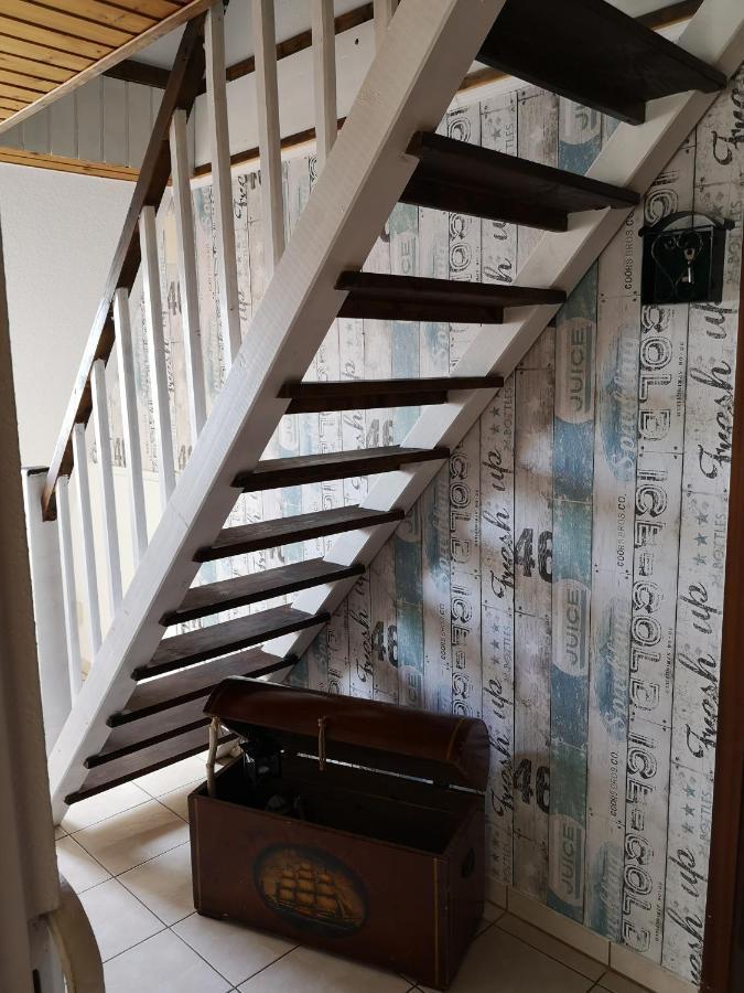 Ostsee-Ferienwohnung-Nautikuss Wangels Esterno foto