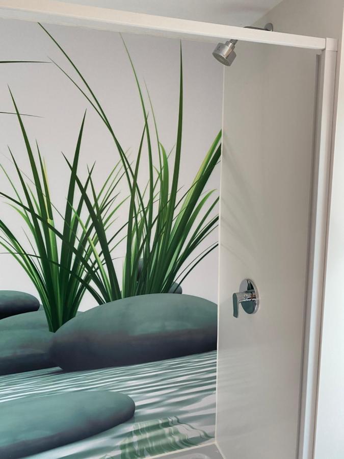 Ostsee-Ferienwohnung-Nautikuss Wangels Esterno foto