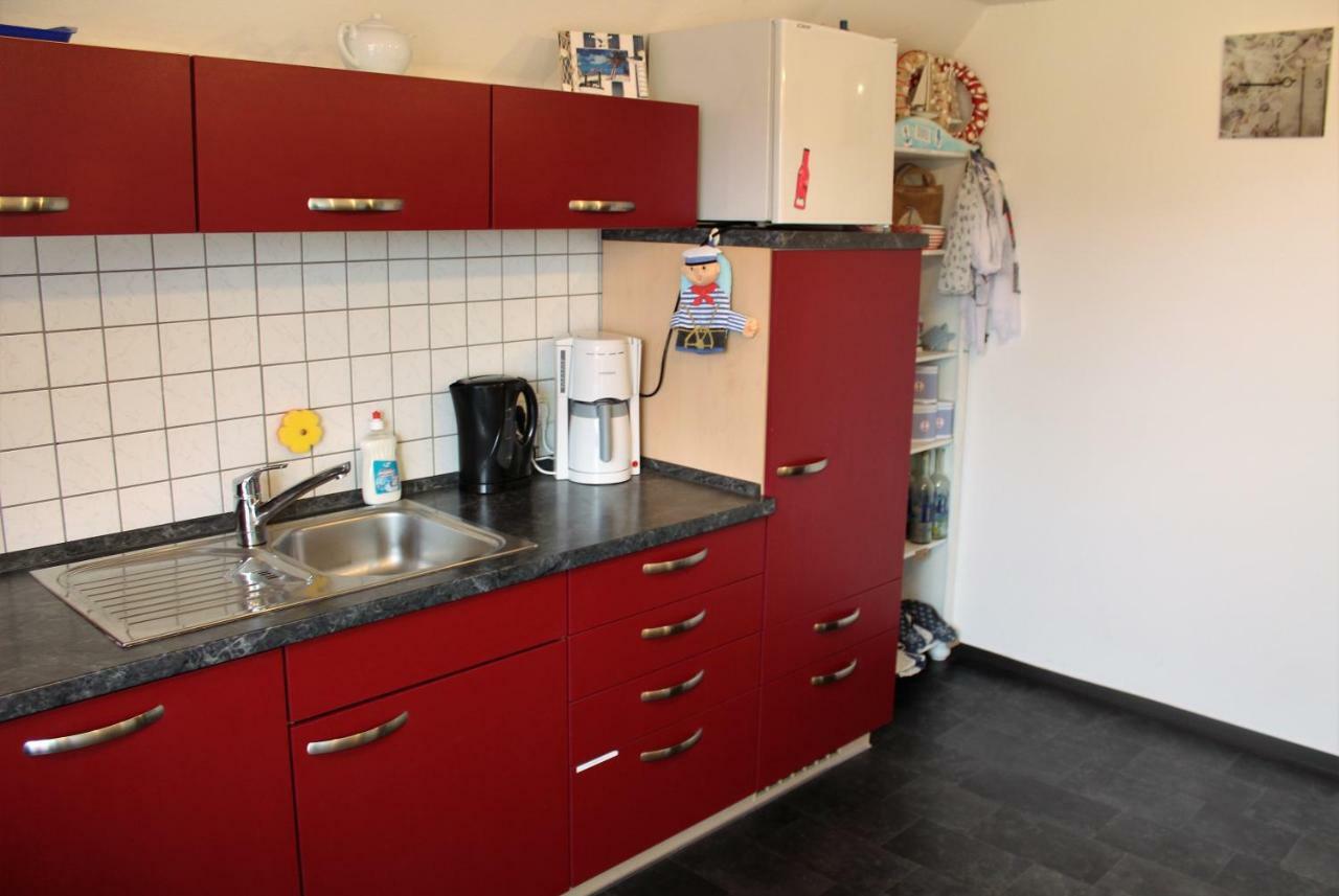 Ostsee-Ferienwohnung-Nautikuss Wangels Esterno foto