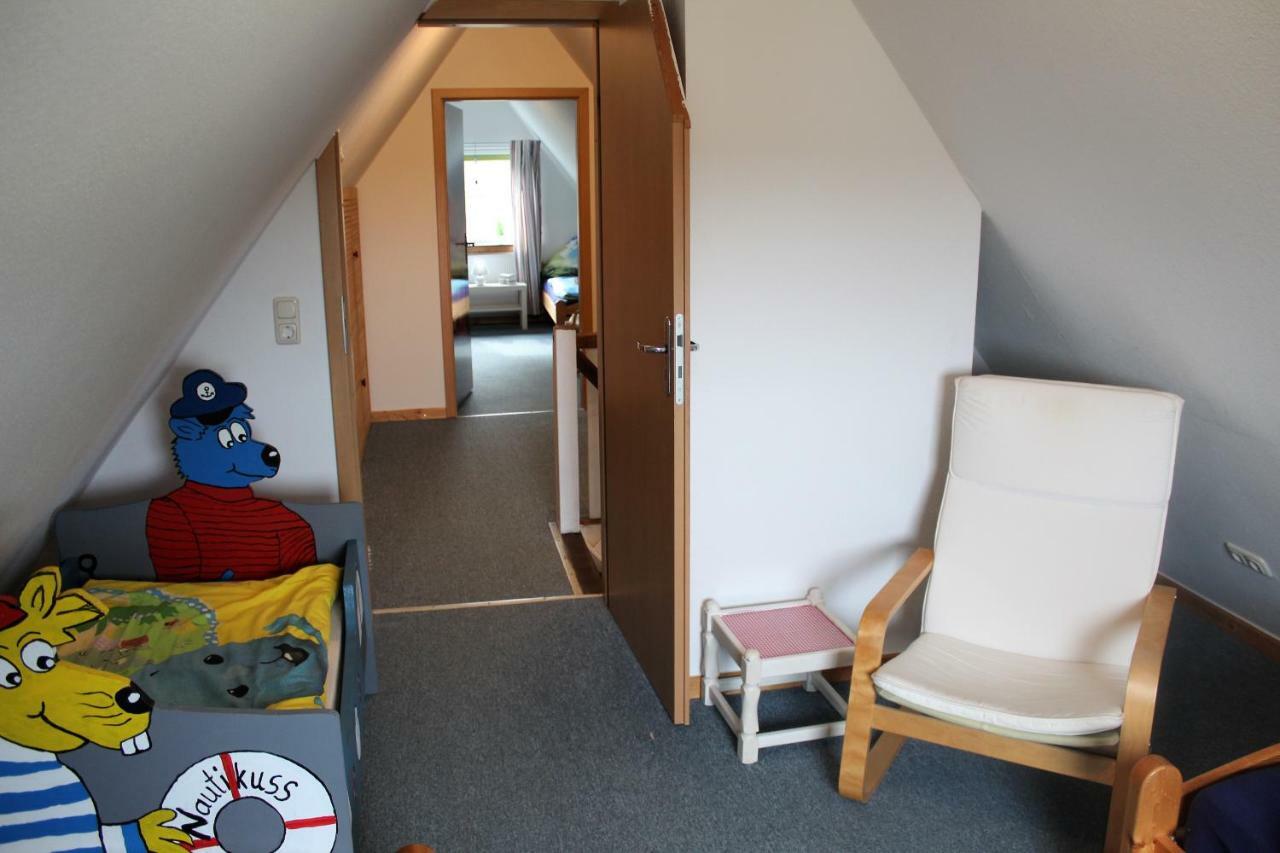 Ostsee-Ferienwohnung-Nautikuss Wangels Esterno foto